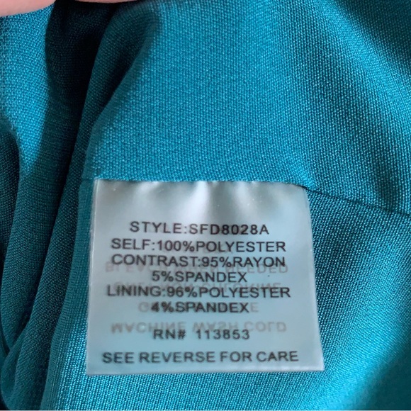 Hawthorne Floral Dress 🌴 - Picture 8 of 8